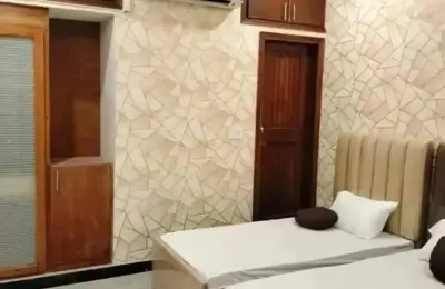 Executive Girls Hostel